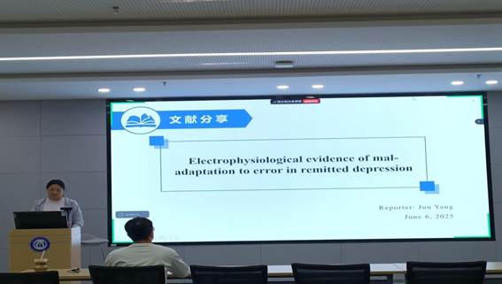 4ad40f8892aa780bc69250a11997d866